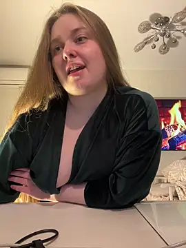 DeniMilkyyyyy online show from 05-20-26, 05:21