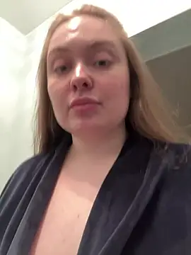 DeniMilkyyyyy online show from 04-21-26, 10:27