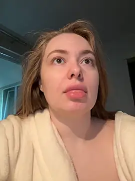 DeniMilkyyyyy online show from 10-30-25, 06:27