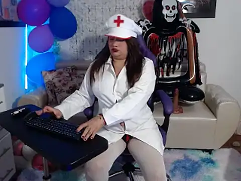 Snapshot of rous-kinky chatting on 10-21-25, 08:52 rous-kinky online show from 10-21-25, 08:52
