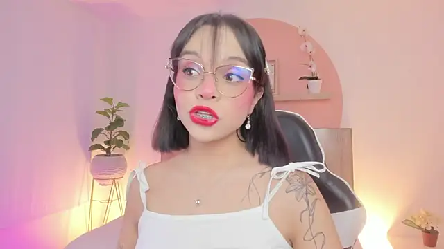 Clara Luu online show from 05-07-26, 03:11