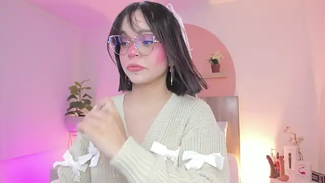 Clara Luu online show from 03-27-26, 03:04