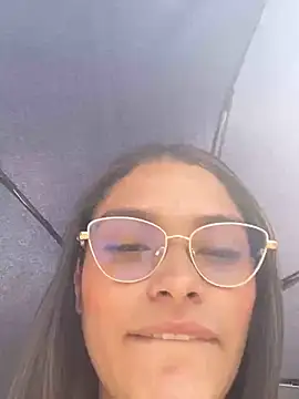 Hannacooper3 online show from 11-17-25, 07:51