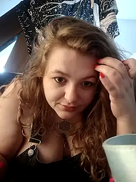 LilouCuriosity online show from 10-22-25, 11:20