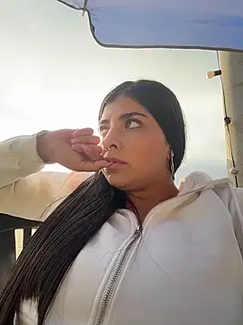 Isaa-Sweet online show from 04-15-26, 10:21