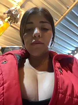 Snapshot of Isaa-Sweet chatting on 11-27-25, 07:31 Isaa-Sweet online show from 11-27-25, 07:31