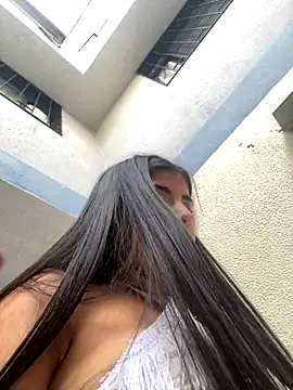 Snapshot of Isaa-Sweet chatting on 10-02-25, 07:28 Isaa-Sweet online show from 10-02-25, 07:28