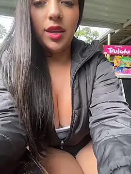 Isaa-Sweet online show from 04-16-26, 09:39