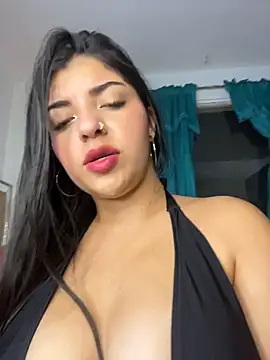 Snapshot of Isaa-Sweet chatting on 11-15-25, 09:57 Isaa-Sweet online show from 11-15-25, 09:57