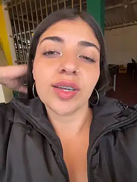 Snapshot of Isaa-Sweet chatting on 11-28-25, 11:10 Isaa-Sweet online show from 11-28-25, 11:10