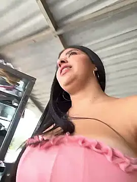 Snapshot of Isaa-Sweet chatting on 01-09-26, 02:57 Isaa-Sweet online show from 01-09-26, 02:57