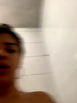 Snapshot of Isaa-Sweet chatting on 10-16-25, 01:30 Isaa-Sweet online show from 10-16-25, 01:30