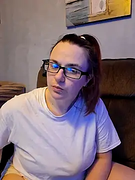 queenpeaches121 online show from 03-09-26, 11:08