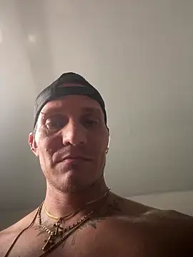 Dixonykaty online show from 04-01-26, 03:52