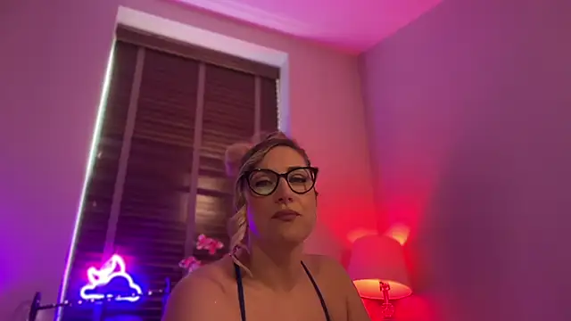 MistresssX online show from 05-27-26, 02:02