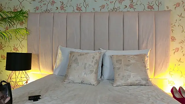 elsa gb online show from 05-14-26, 03:25