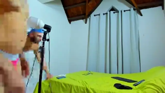 Hunter Hoott online show from 12-14-25, 12:28