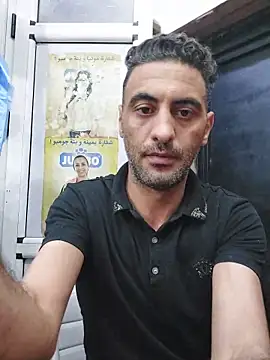 Snapshot of Mahdidido45 chatting on 06-19-26, 08:14 Mahdidido45 online show from 06-19-26, 08:14