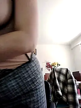 Snapshot of AlanaDesire chatting on 10-02-25, 05:38 AlanaDesire online show from 10-02-25, 05:38