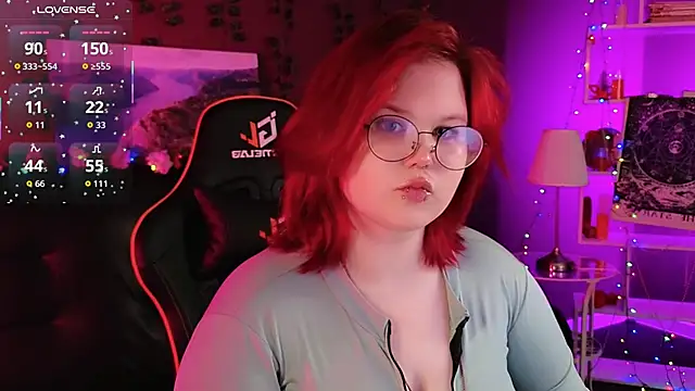 fillisfox  online show from 11-09-25, 10:52