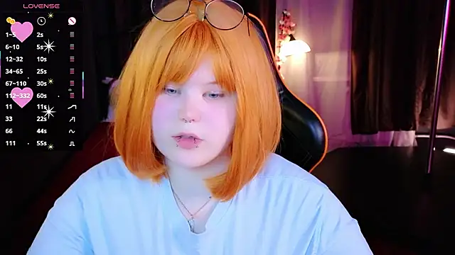 fillisfox  online show from 02-21-26, 04:09