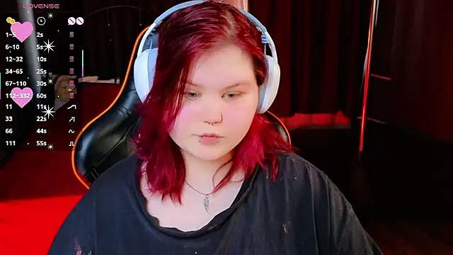 fillisfox  online show from 03-22-26, 11:45