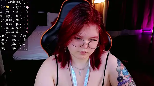 fillisfox  online show from 02-08-26, 04:15