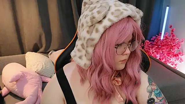 fillisfox  online show from 02-20-26, 11:34