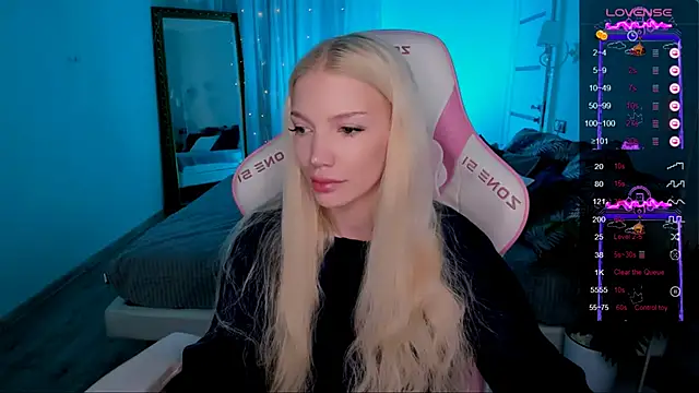 AnyaTaylor  online show from 05-21-26, 02:20