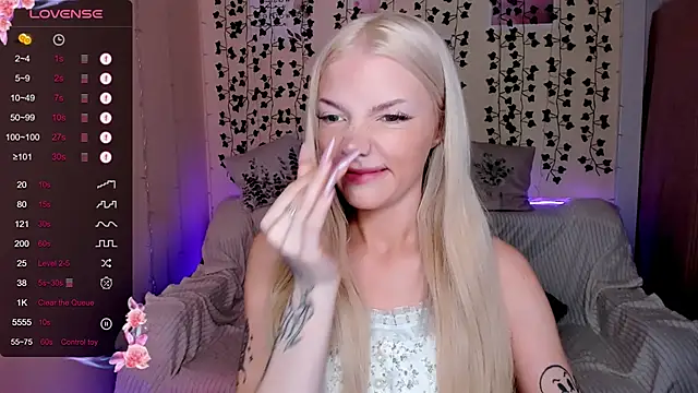 AnyaTaylor  online show from 12-03-25, 02:12