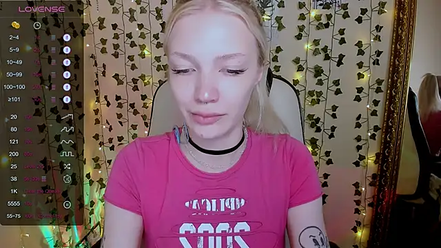 AnyaTaylor  online show from 02-03-26, 06:22