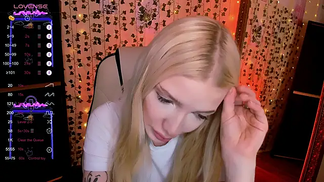 AnyaTaylor  online show from 03-15-26, 02:07