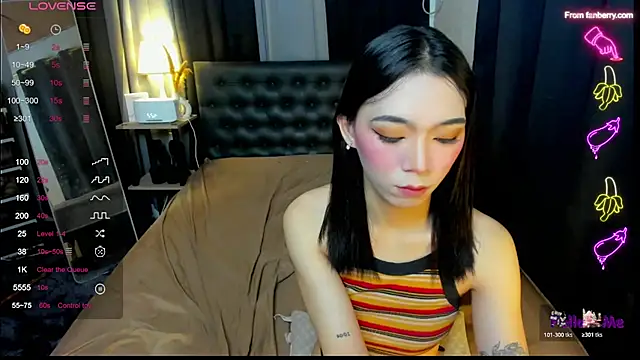 bellamoonlightX online show from 03-28-26, 08:15