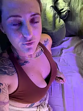 OdetteDelane online show from 11-05-25, 09:34