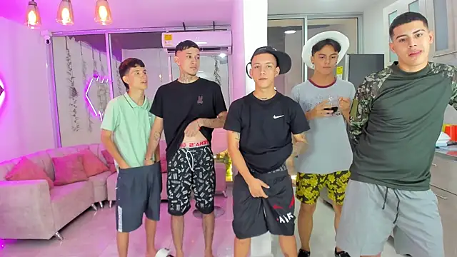 Snapshot of Warrios_teams chatting on 09-09-25, 05:50 Warrios teams online show from 09-09-25, 05:50