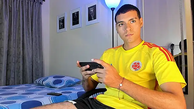 TeamPorn 19 online show from 11-20-25, 03:40