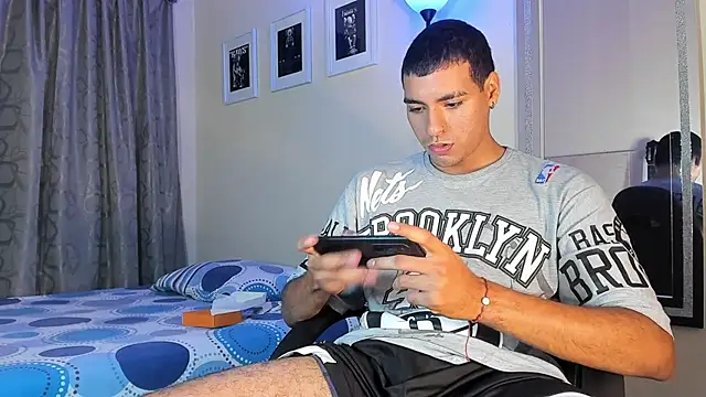 TeamPorn 19 online show from 11-26-25, 04:23