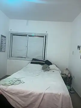 kendrafarq online show from 04-19-26, 05:52