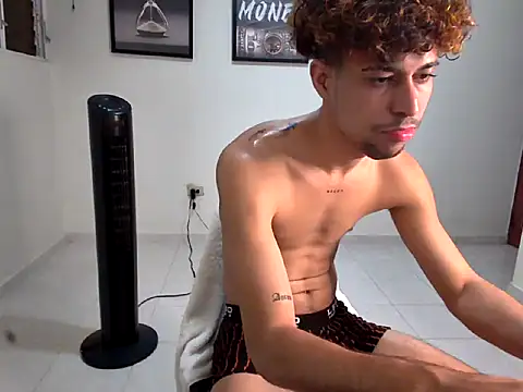 Dollarhot30 online show from 02-18-26, 02:09