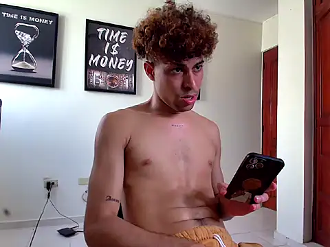 Dollarhot30 online show from 02-13-26, 07:36