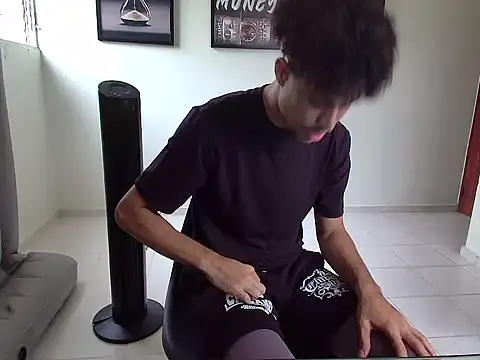 Dollarhot30 online show from 02-02-26, 07:35