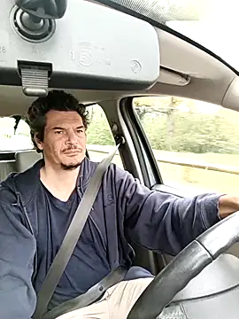 twitshe online show from 10-29-25, 11:09