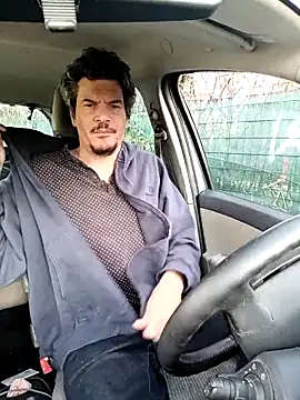 twitshe online show from 11-06-25, 02:21