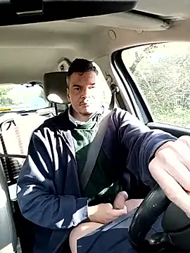 twitshe online show from 11-23-25, 11:42