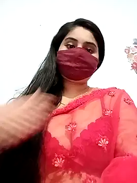 Hot-Soniya733 online show from 04-12-26, 09:29