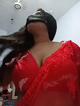 Snapshot of Hot-Soniya733 chatting on 05-31-26, 11:05 Hot-Soniya733 online show from 05-31-26, 11:05