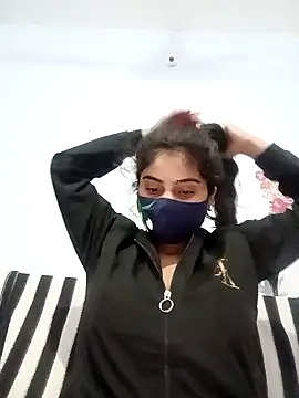 Hot-Soniya733 online show from 01-08-26, 11:38