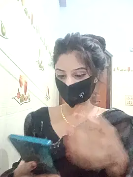 Hot-Soniya733 online show from 11-05-25, 07:28