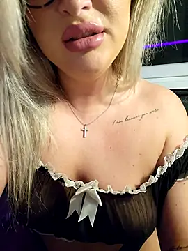 Blondie Sasha online show from 11-27-25, 07:03