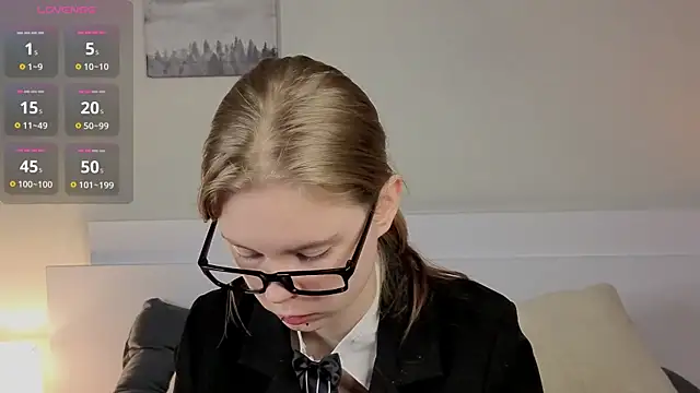 JulietteRain online show from 07-27-26, 10:17